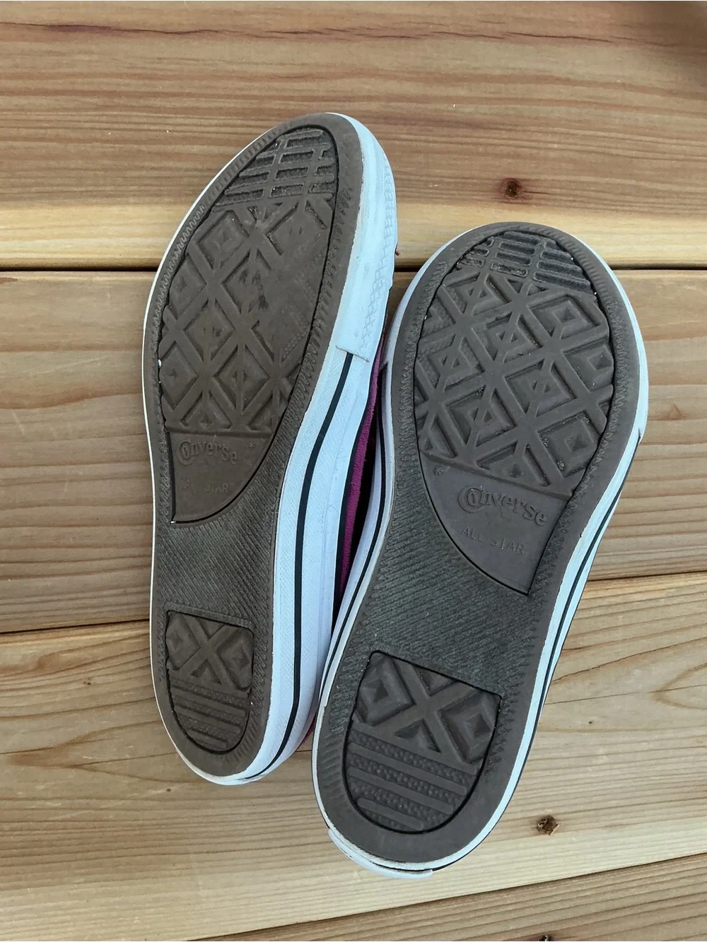 Converse Chuck Taylor All Star Youth 2.5 Purple Velvety Canvas High Tops EUC